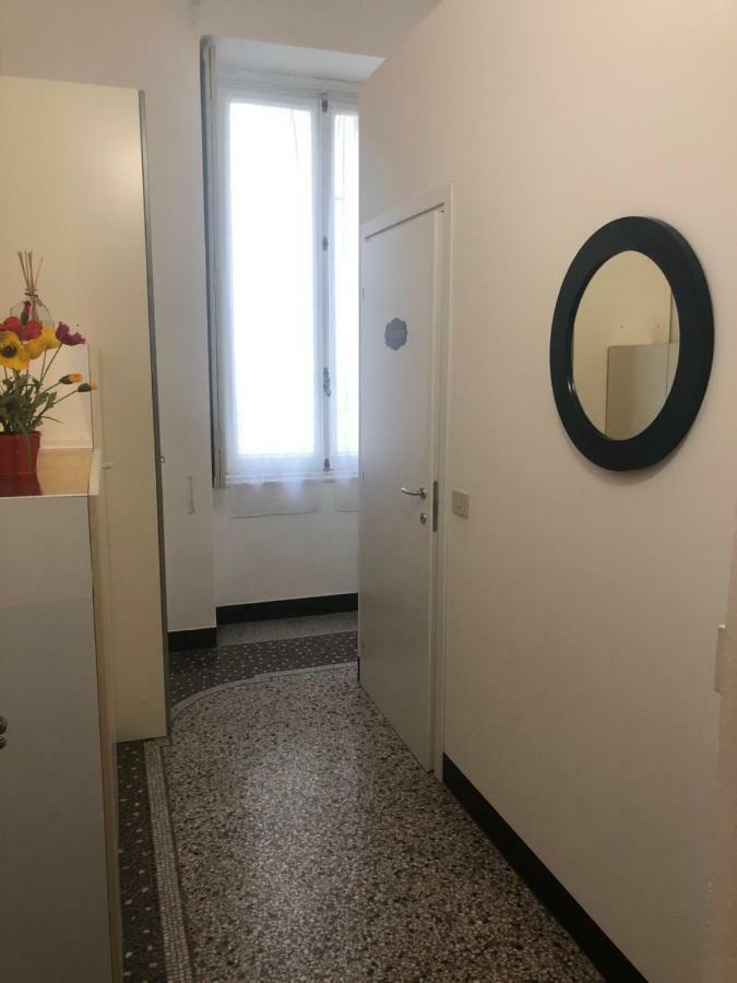 Check-Inn Rooms Genova Centro Zewnętrze zdjęcie