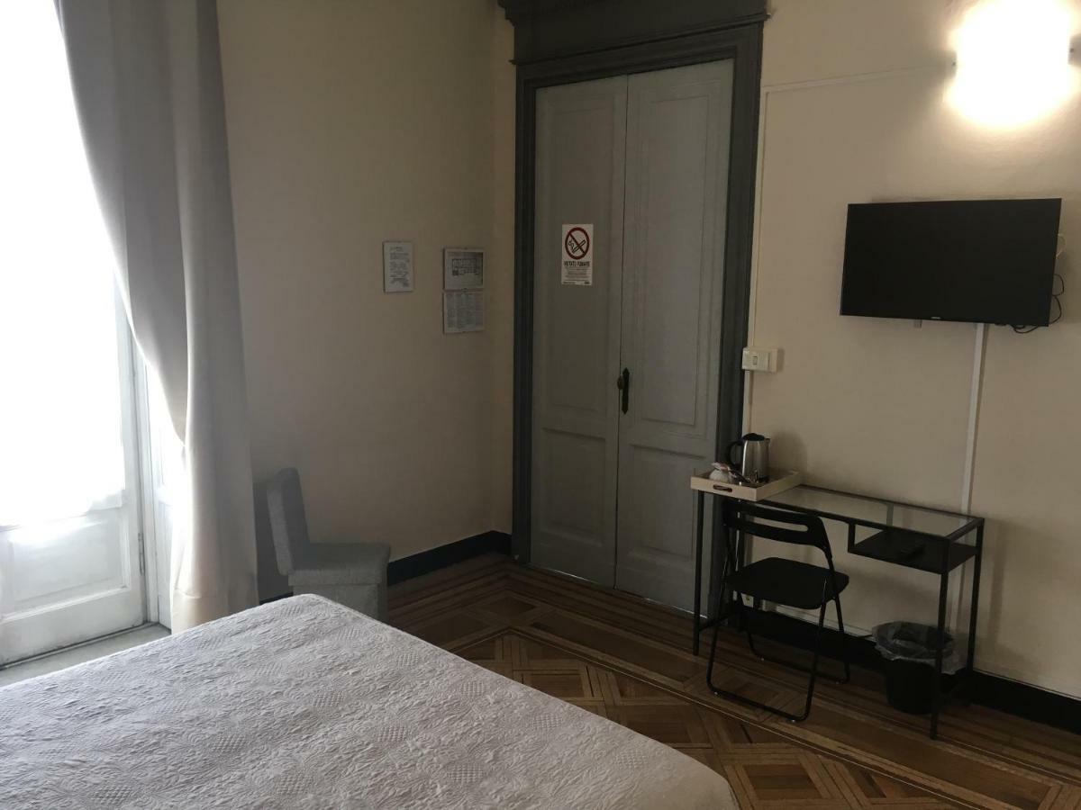 Check-Inn Rooms Genova Centro Zewnętrze zdjęcie